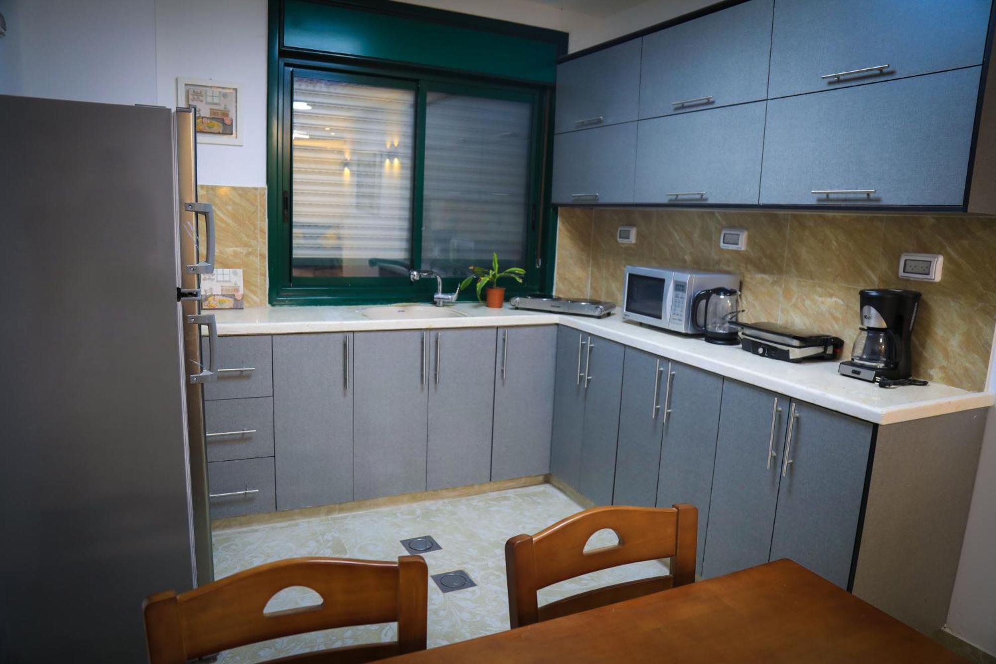 Eco Hostel Рамалла Экстерьер фото